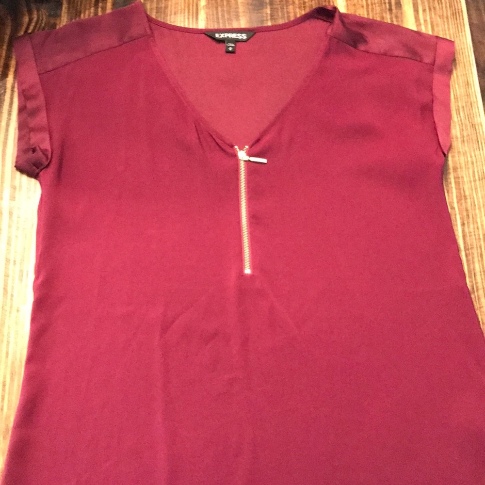 Express front zip shirt